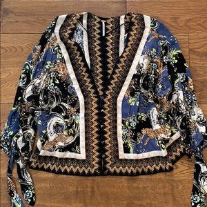 FREE PEOPLE FLOWY TOP